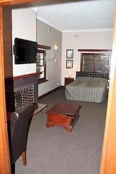 ***  The Civic Hotel بيرث أستراليا